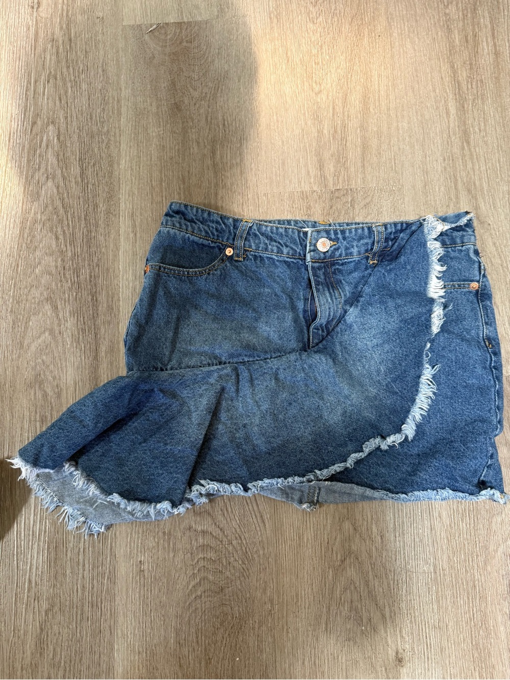 Women’s Blue Denim Mini Skirt - Classic Frayed Hem